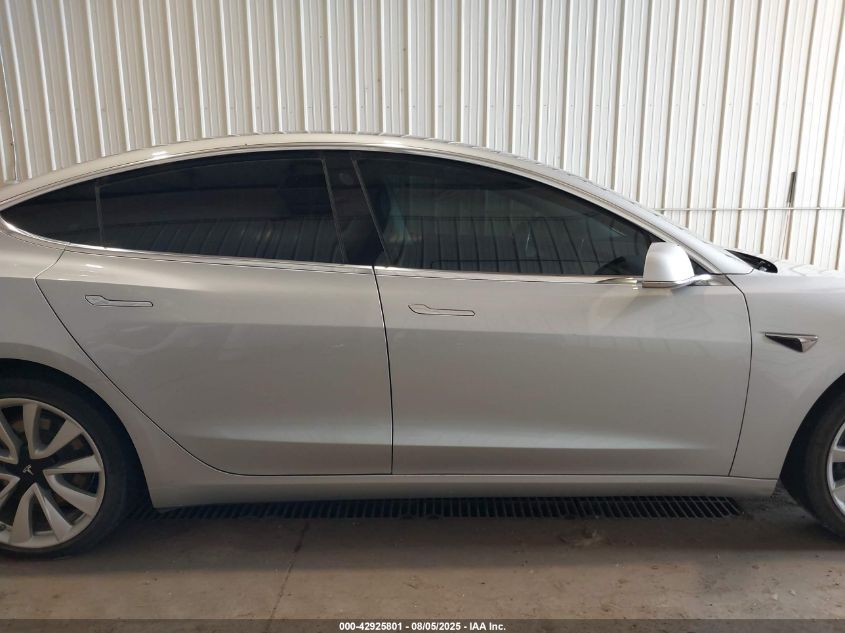 2018 Tesla Model 3 Long Range/Performance VIN: 5YJ3E1EB0JF069157 Lot: 42925801