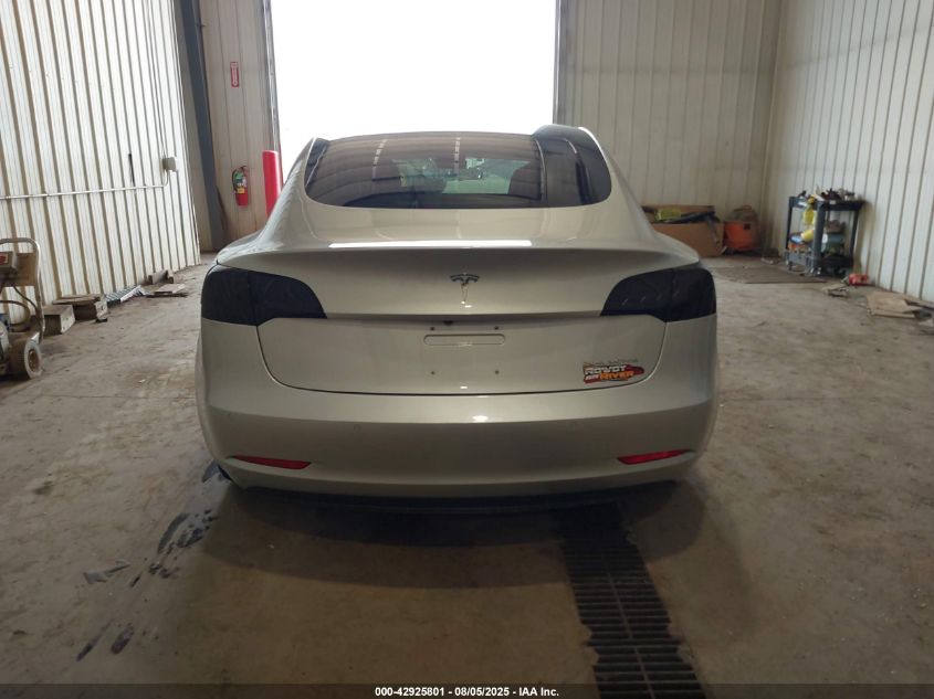 2018 Tesla Model 3 Long Range/Performance VIN: 5YJ3E1EB0JF069157 Lot: 42925801