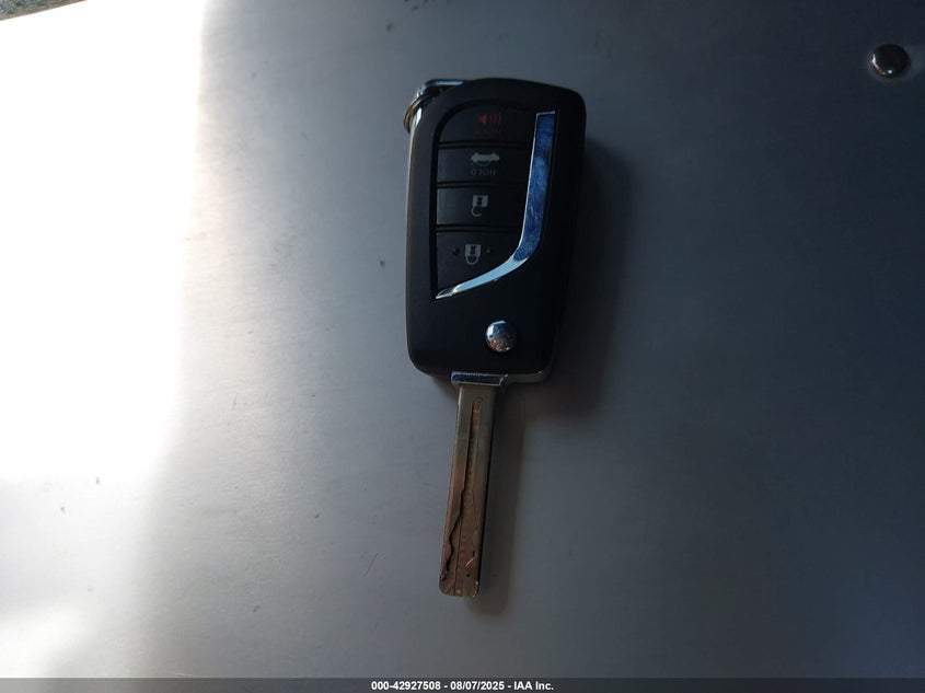 2022 TOYOTA COROLLA SE JTDS4MCE9NJ091556