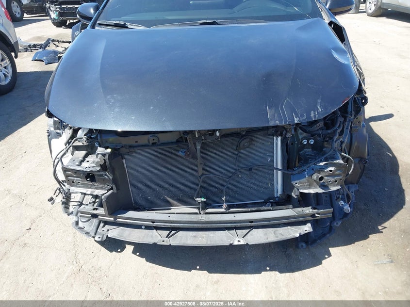 2022 TOYOTA COROLLA SE JTDS4MCE9NJ091556