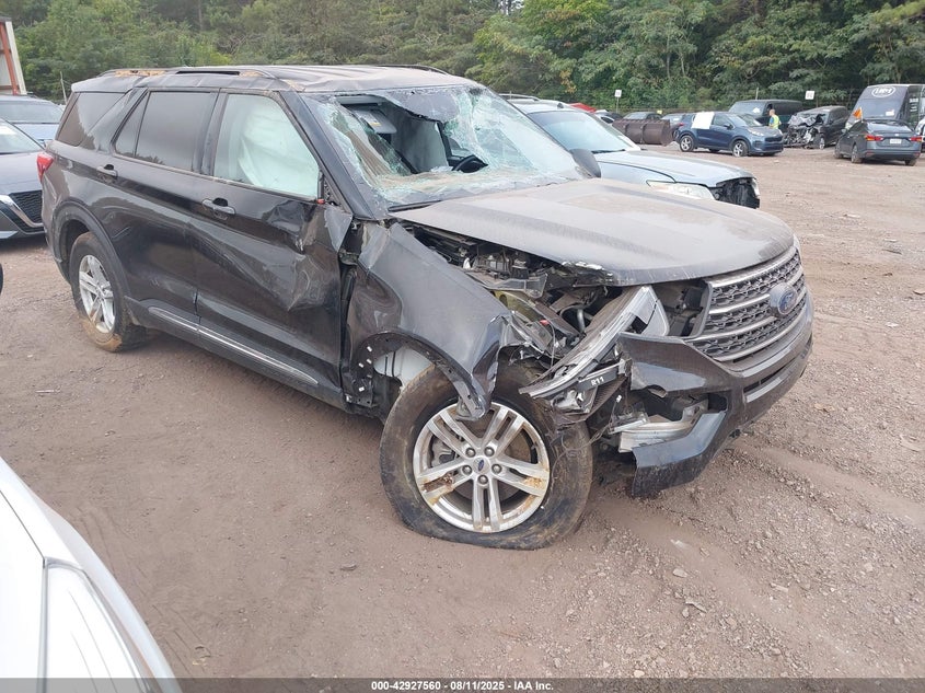 2022 Ford Explorer Xlt 1FMSK8DH2NGA81062 photo #1