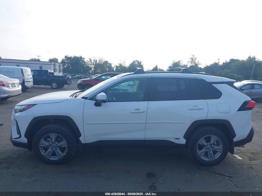 2024 TOYOTA RAV4 HYBRID XLE - 2T3RWRFV5RW238867