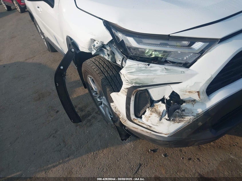 2024 TOYOTA RAV4 HYBRID XLE - 2T3RWRFV5RW238867