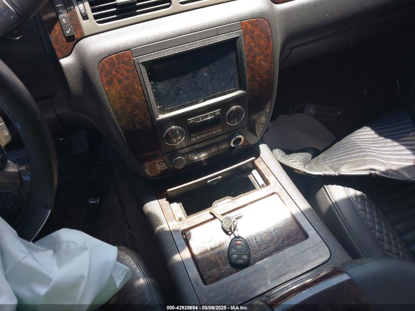 2011 GMC Yukon Xl Denali VIN: 1GKS1MEFXBR333058 Lot: 42928694