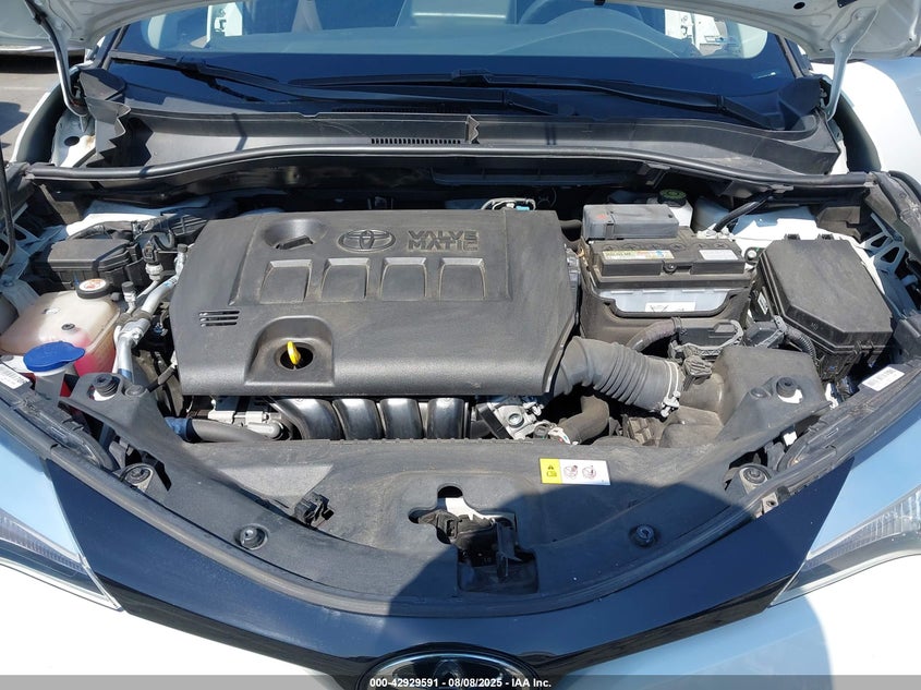 VIN NMTKHMBX3MR136871 2021 TOYOTA C-HR LE