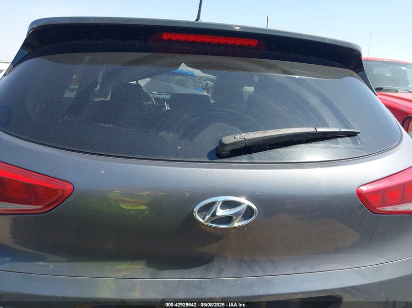 2018 HYUNDAI TUCSON SE - KM8J23A47JU785141