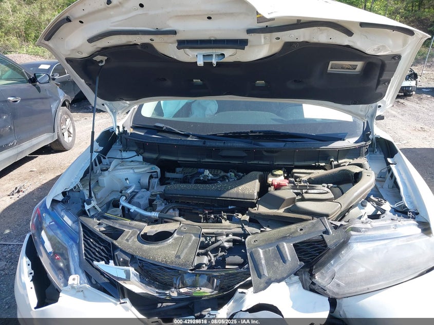 2015 NISSAN ROGUE SV - KNMAT2MT7FP575210