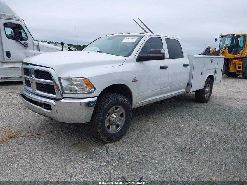 3C7WR9CL0JG239557 2018 RAM 3500 photo no. 2