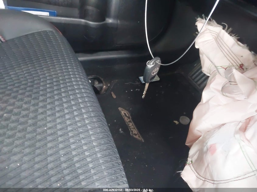 2015 Toyota Camry Se VIN: 4T1BF1FK2FU105934 Lot: 42930155