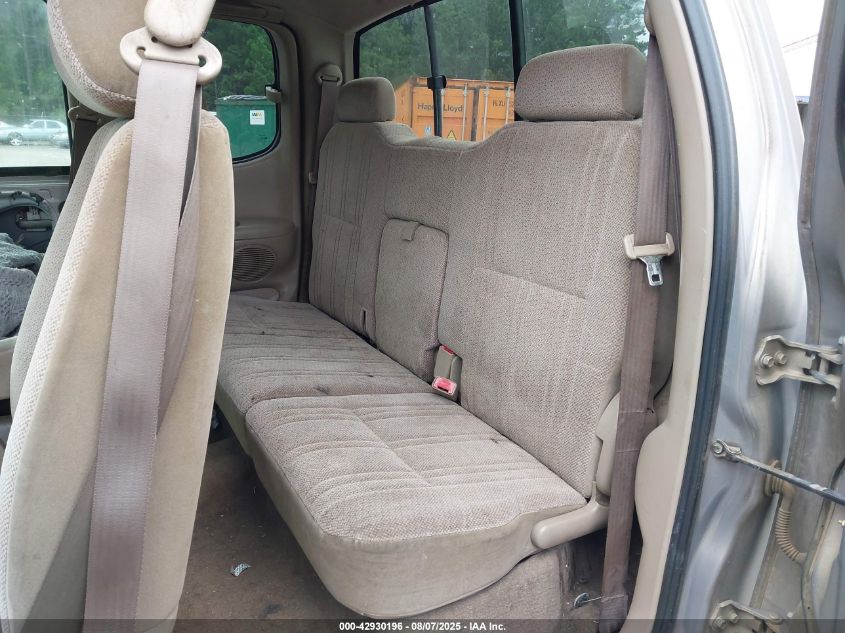 2000 Toyota Tundra Sr5 V8 VIN: 5TBBT4415YS002435 Lot: 42930196