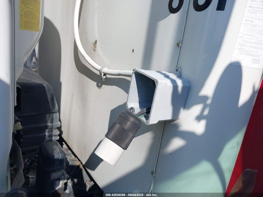 2016 Isuzu Dsl Reg At VIN: JALE5W167G7901458 Lot: 42930386