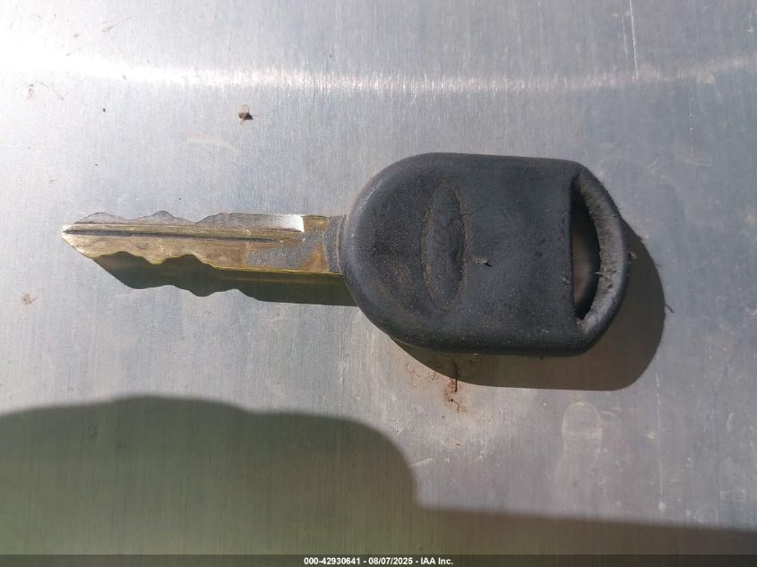 2005 Ford F-150 Lariat/Xl/Xlt VIN: 1FTPX12585NA35792 Lot: 42930641