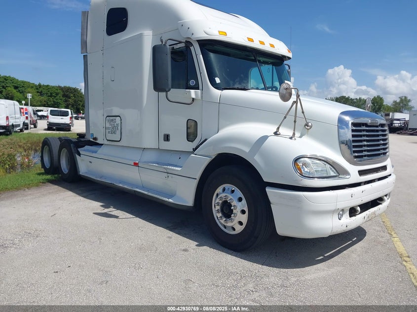 1FUJA6CK27LX78500 2007 Freightliner Conventional Columbia auction photo 1