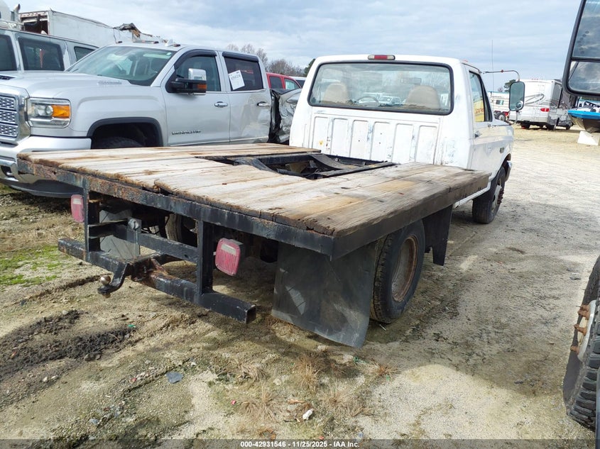 1FDJF37H1SNA36457 1995 FORD F350 photo no. 4