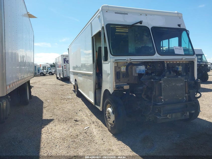 2018 Ford F-59 Commercial Stripped null other gasoline 1F66F5KY0J0A11433 photo #1