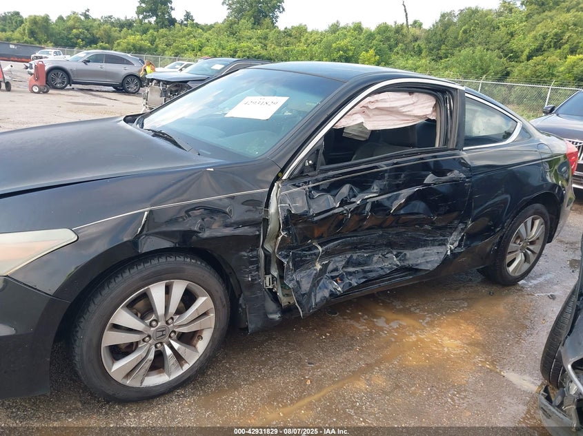 1HGCS1B3XBA000445 2011 HONDA ACCORD photo no. 14