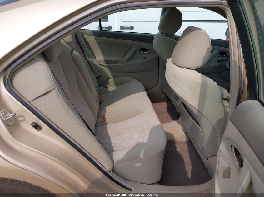 2011 Toyota Camry Le VIN: 4T1BF3EK0BU215341 Lot: 42931900