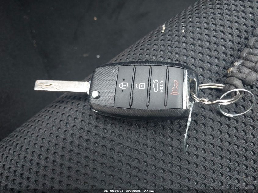 2020 Kia Optima Lx VIN: 5XXGT4L36LG401252 Lot: 42931904