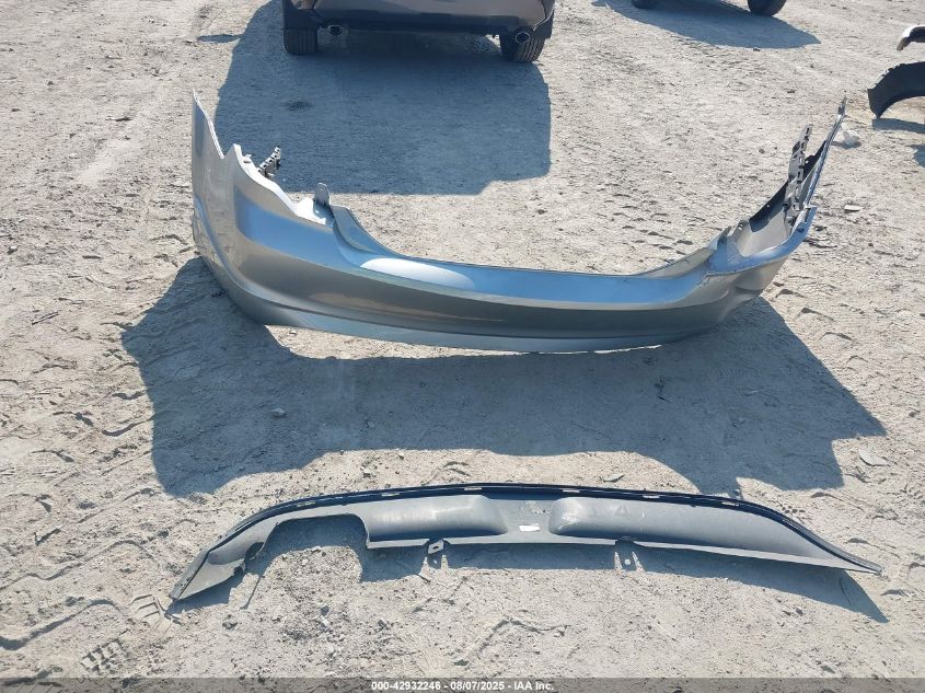 2010 Ford Fusion S VIN: 3FAHP0GA8AR395484 Lot: 42932246