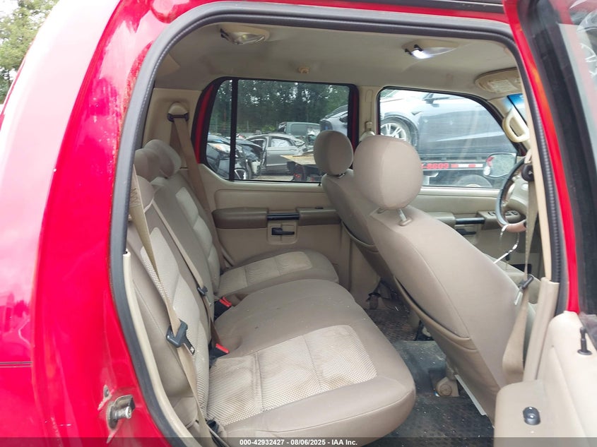 2005 Ford Explorer Sport Trac Adrenalin/Xls/Xlt VIN: 1FMZU67K45UB93996 Lot: 42932427