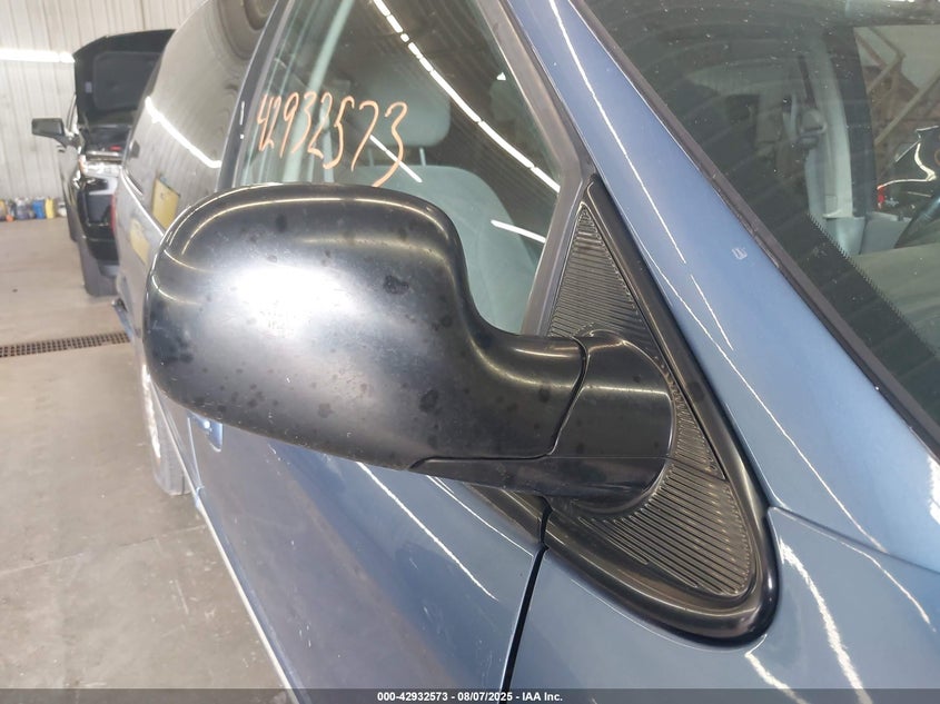 2007 Chrysler Town & Country Touring VIN: 2A4GP54L17R137793 Lot: 42932573