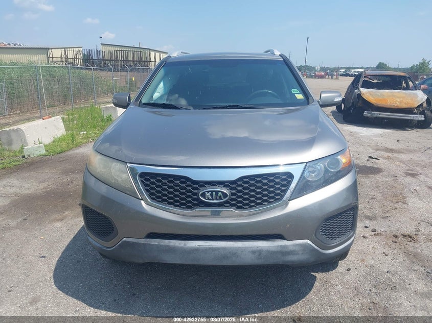 2011 Kia Sorento Lx V6 VIN: 5XYKTDA22BG158523 Lot: 42932755
