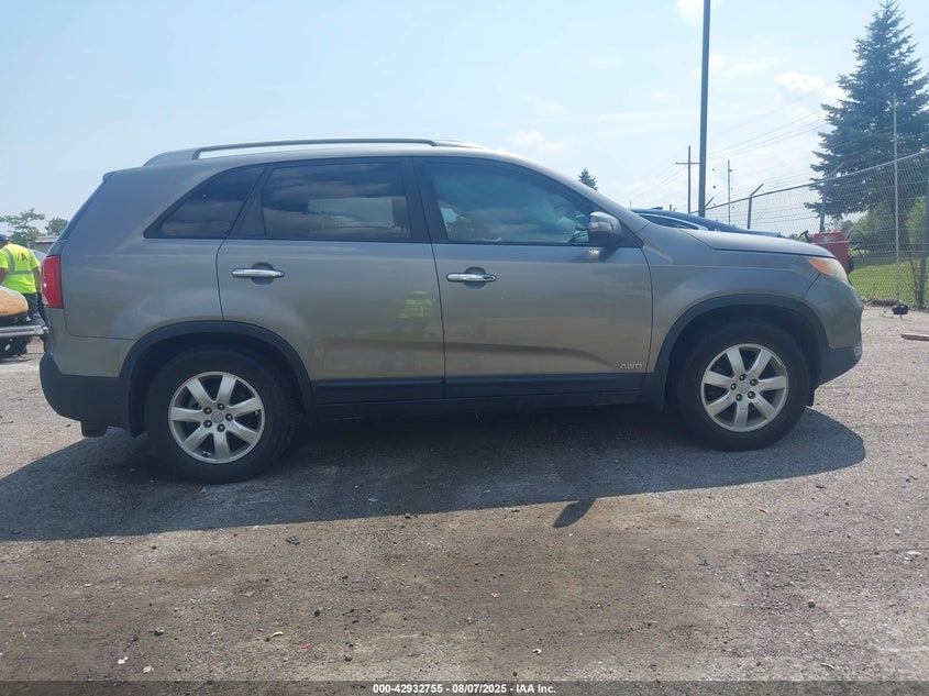2011 Kia Sorento Lx V6 VIN: 5XYKTDA22BG158523 Lot: 42932755