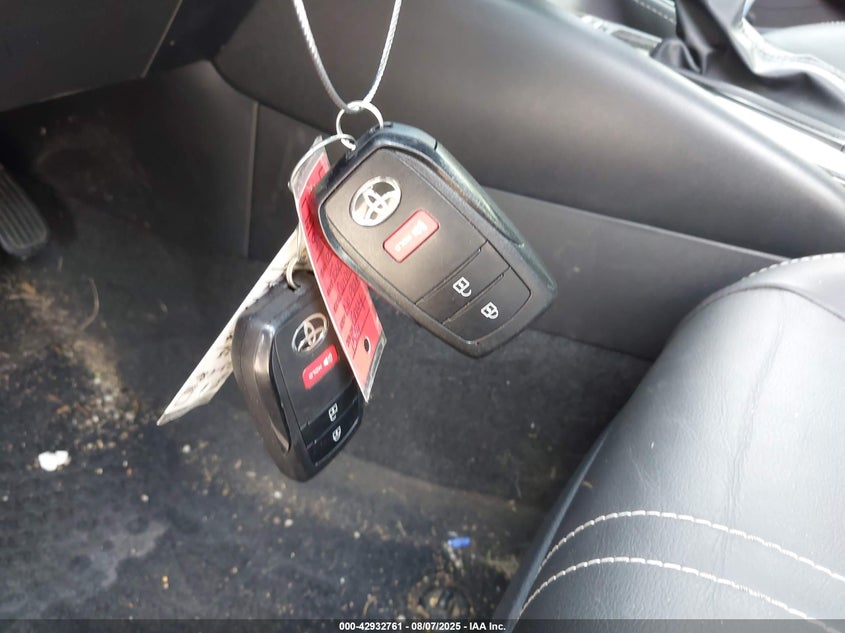 2023 TOYOTA COROLLA XSE - JTNC4MBE5P3211524