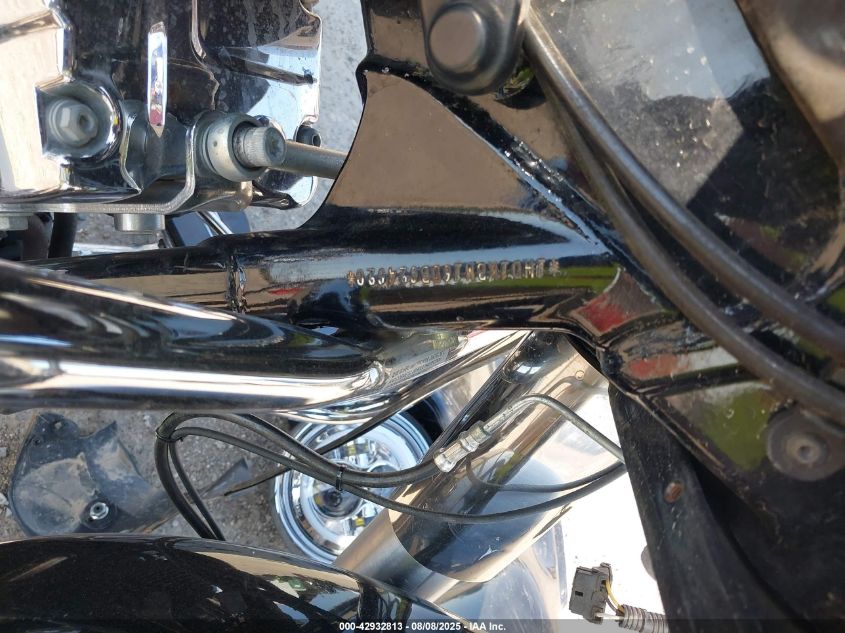 2011 Harley-Davidson Flhx VIN: 1HD1KBM16BD624620 Lot: 42932813