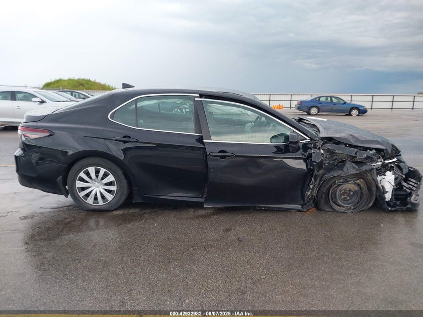 2022 Toyota Camry Le Hybrid VIN: 4T1C31AK4NU577751 Lot: 42932982