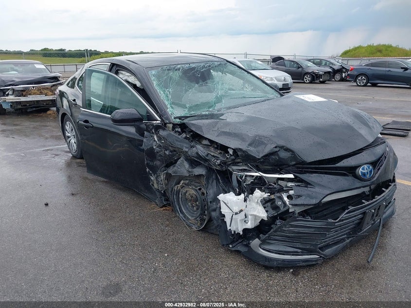 2022 Toyota Camry Le Hybrid VIN: 4T1C31AK4NU577751 Lot: 42932982