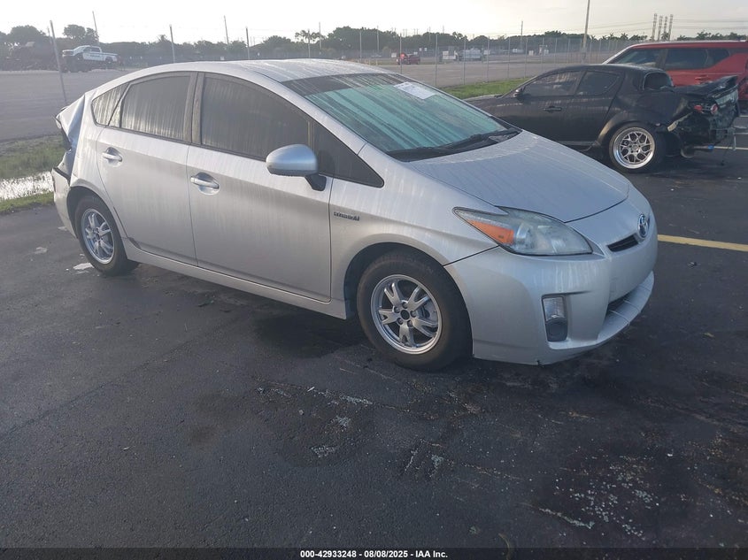 TOYOTA PRIUS THREE