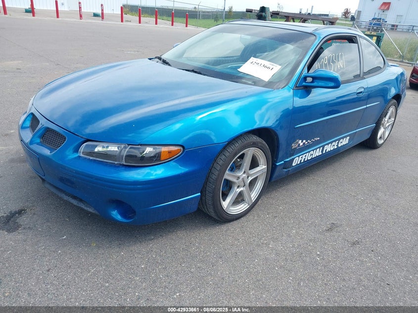 1998 Pontiac Grand Prix Gt blue coupe gasoline 1G2WP1218WF310537 photo #3