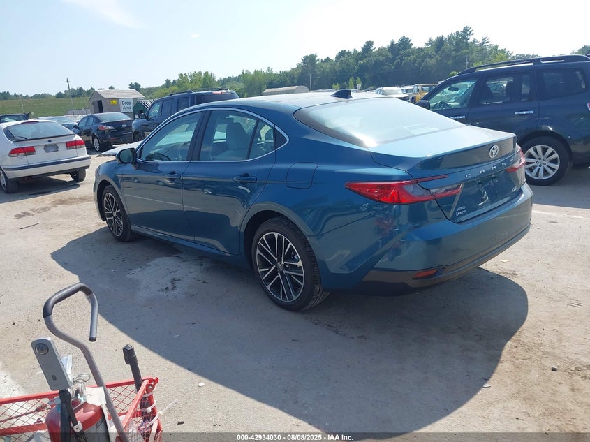 2025 Toyota Camry Xle blue sedan hybrid 4T1DBADKXSU536832 photo #4
