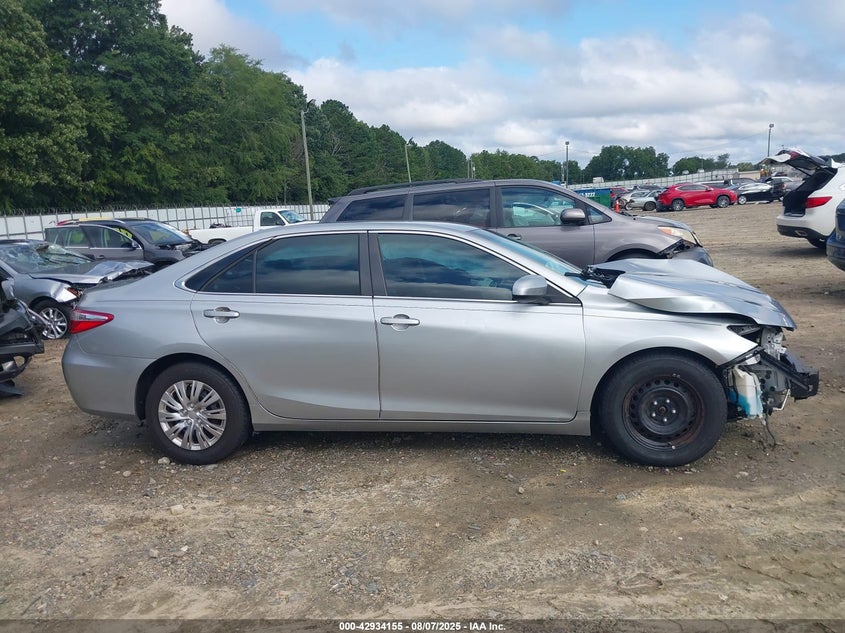 2015 Toyota Camry Le VIN: 4T1BF1FK0FU047225 Lot: 42934155