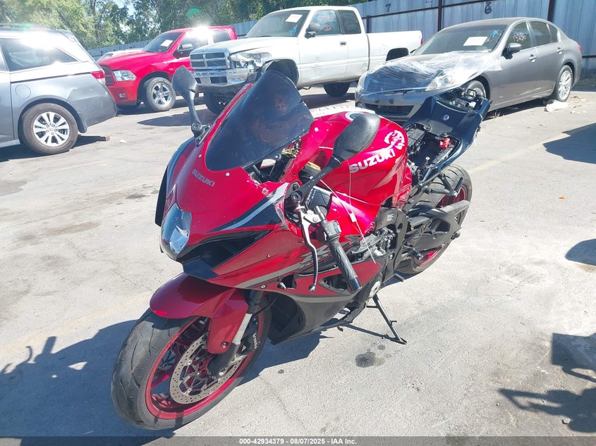 2025 Suzuki Gsx-R1000 red null gasoline JS1DM11B1S7100043 photo #3