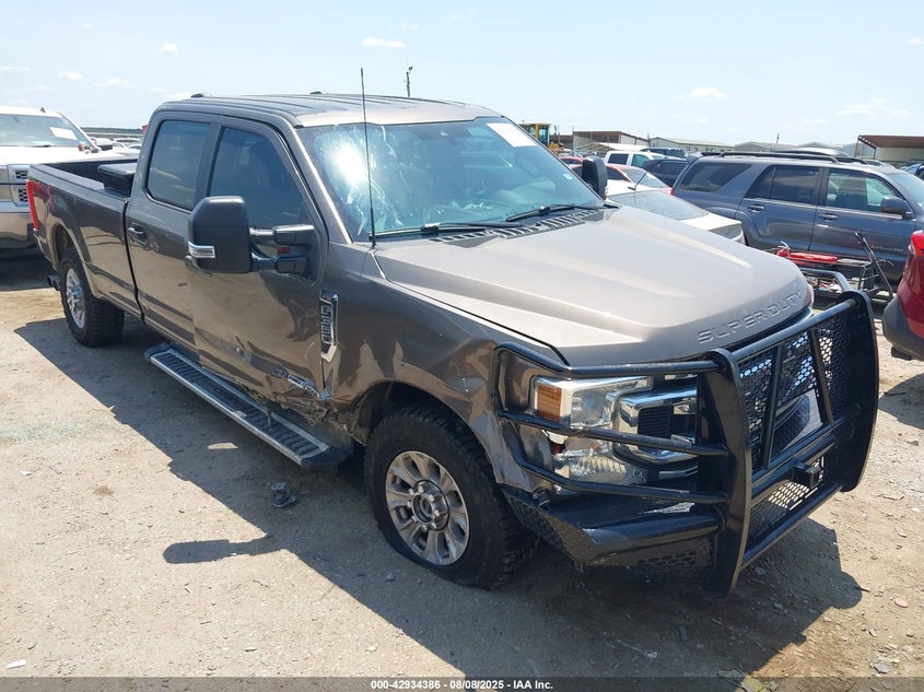 2022 FORD F-350  (VIN: 1FT8W3BT5NEF79703)