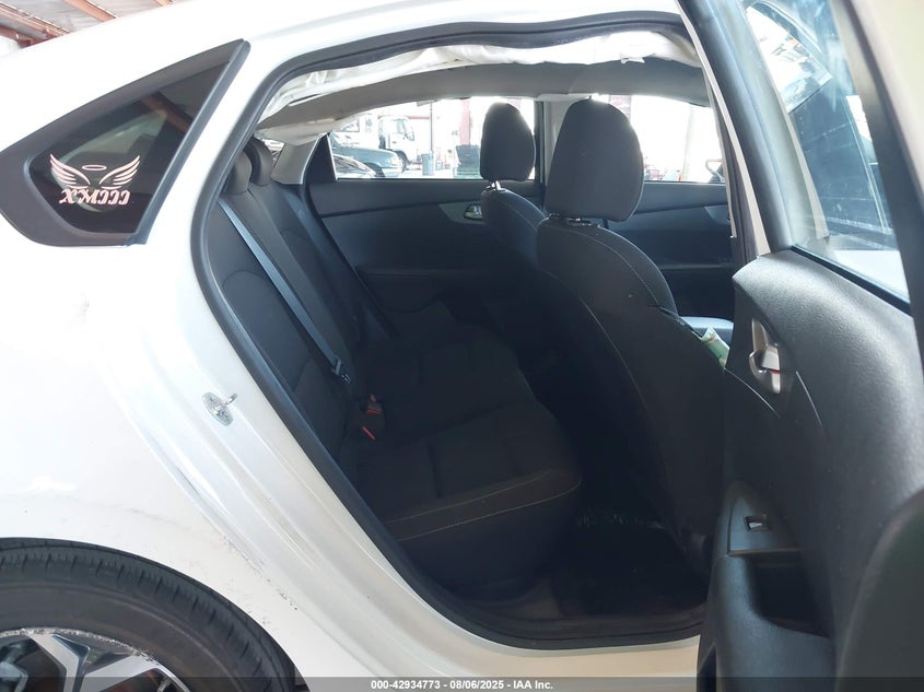 2021 Kia Forte Lxs VIN: 3KPF24AD2ME350174 Lot: 42934773