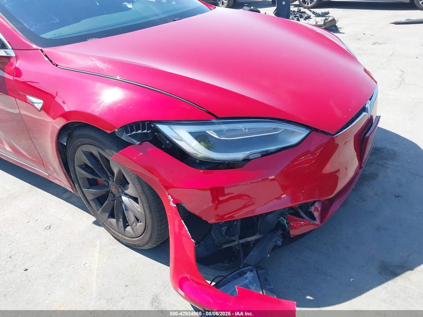 2018 Tesla Model s 100d 75d p100d Red Lot 111042934966 Vin 5YJSA1E23JF270459