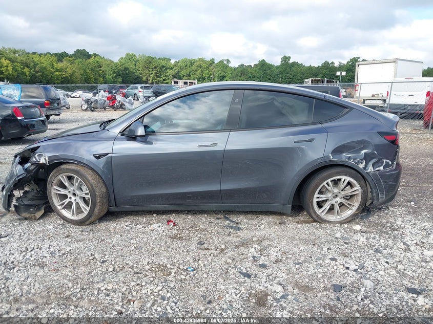 2023 TESLA MODEL Y RWD 7SAYGDED2PF940784