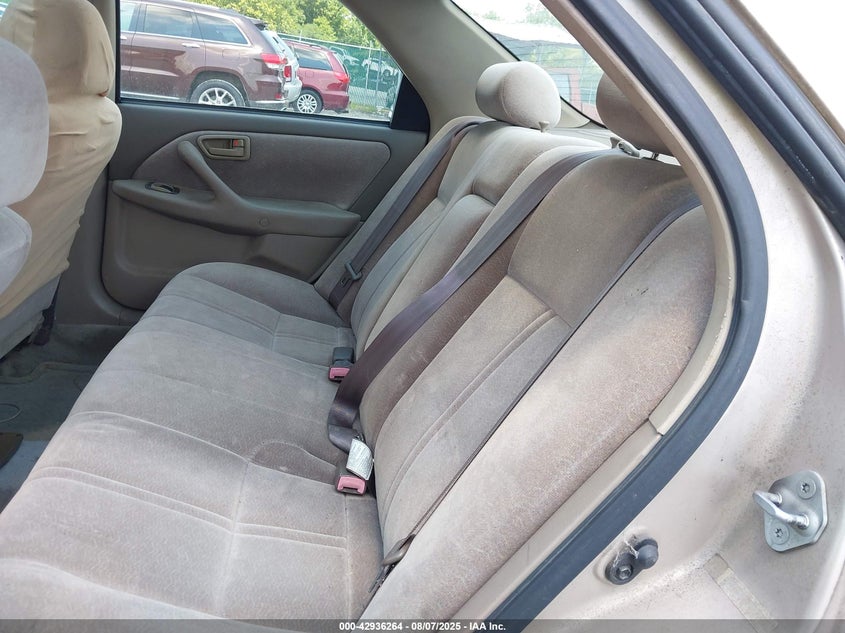 1998 Toyota Camry Le VIN: 4T1BG22K8WU230512 Lot: 42936264