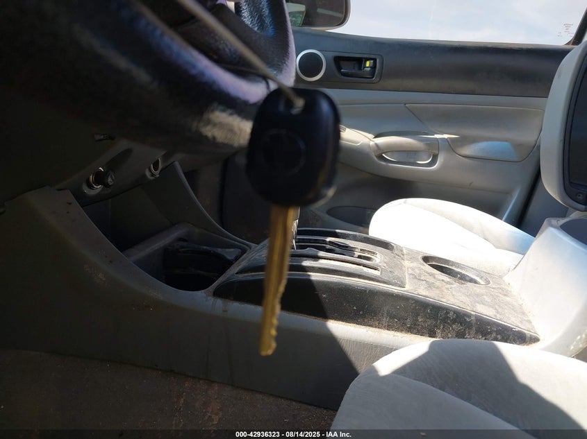 2007 Toyota Tacoma Base V6 VIN: 3TMLU42N87M013104 Lot: 42936323