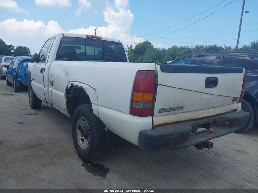 2002 GMC Sierra 2500 Standard 1GTGC24U22Z330784 photo #4