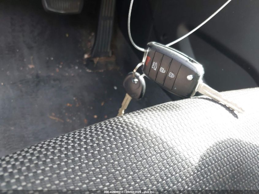 2018 Kia Forte Lx VIN: 3KPFK4A71JE264702 Lot: 42936511