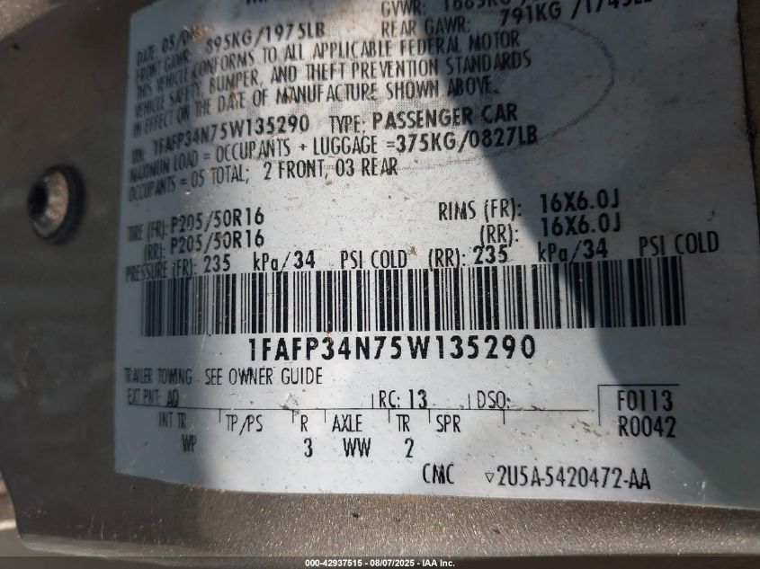 2005 Ford Focus Zx4 VIN: 1FAFP34N75W135290 Lot: 42937515