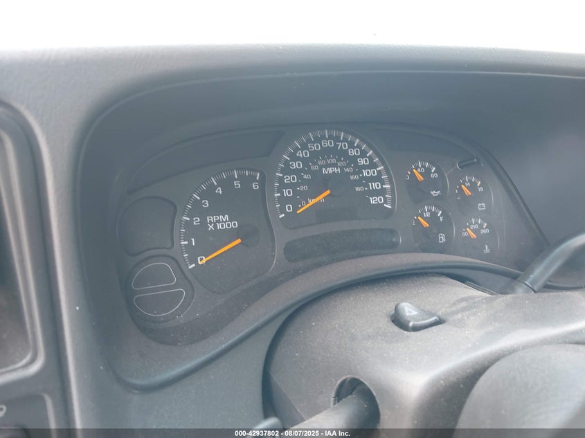 2004 Chevrolet Silverado C1500 VIN: 2GCEC19V841217758 Lot: 42937802