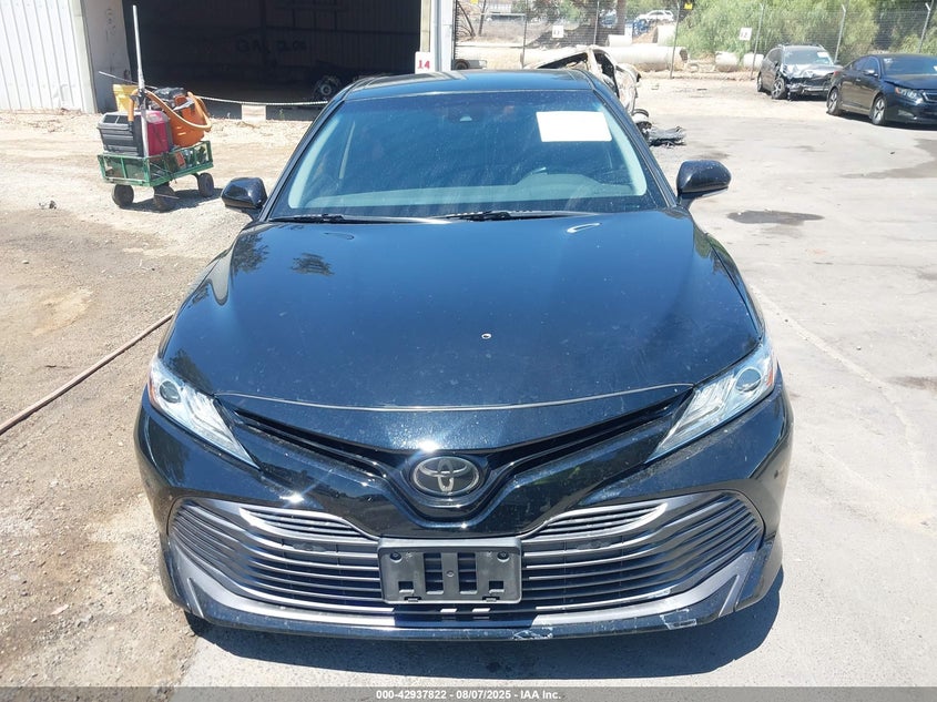 2018 Toyota Camry Le VIN: 4T1B11HK3JU022535 Lot: 42937822