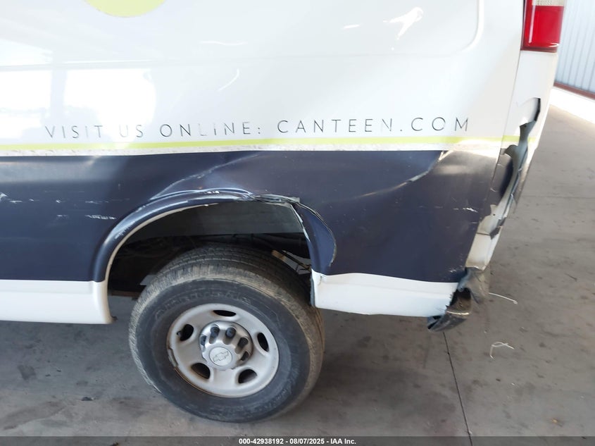 2015 Chevrolet Express 2500 Work Van VIN: 1GCWGGCF9F1163845 Lot: 42938192