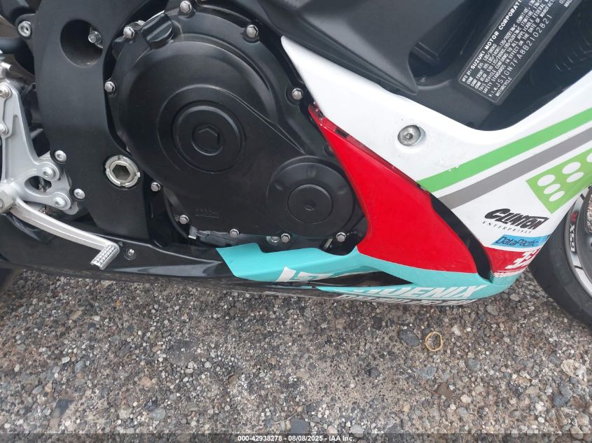 2011 Suzuki Gsx-R600 VIN: JS1GN7FA8B2102821 Lot: 42938278