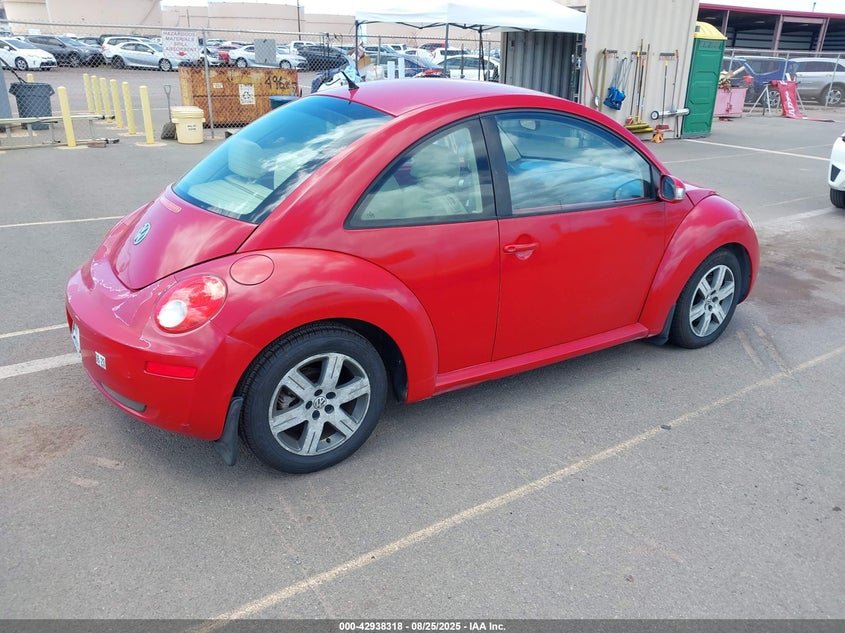 2006 Volkswagen New Beetle 2.5